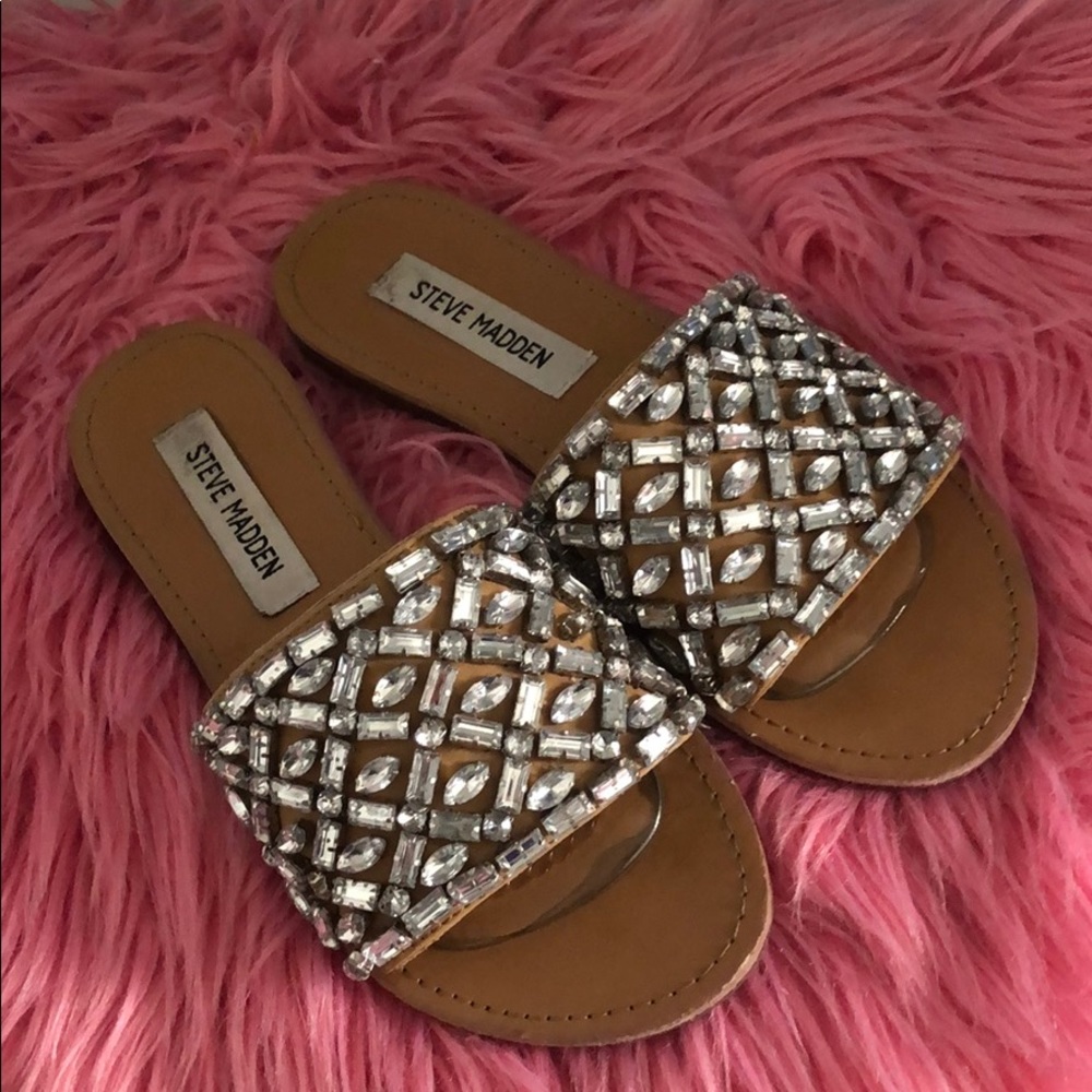 STEVE MADDEN SANDALS